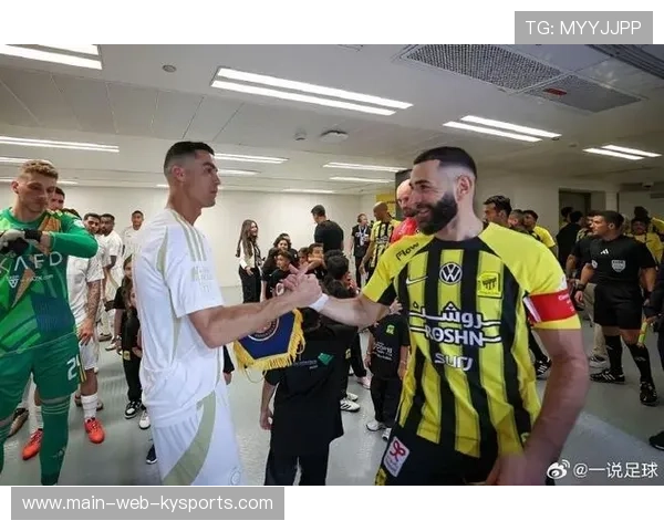 C罗愤怒本泽马加盟新月，利雅得双雄矛盾升级